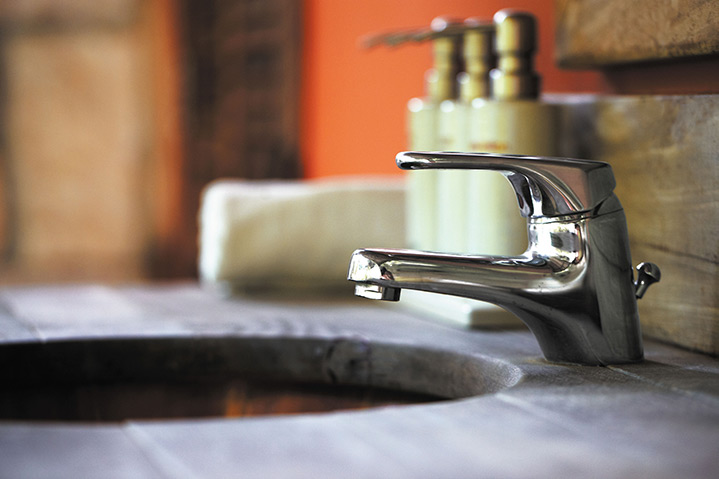 A2B Plumbers are able to fix any leaking taps you may have in Upper Sydenham. 